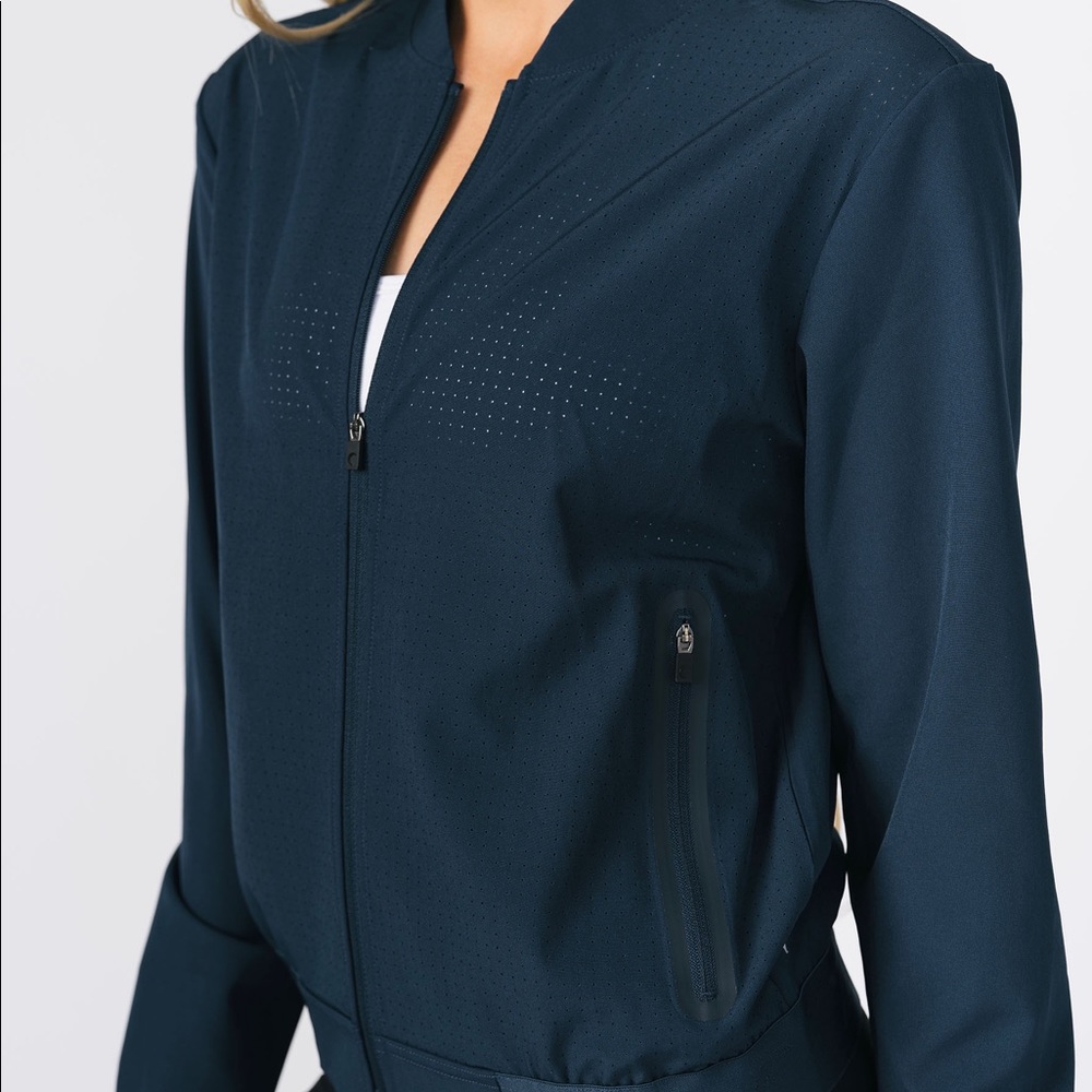 ZYIA Active Sport Zip Up Lightweight Jacket